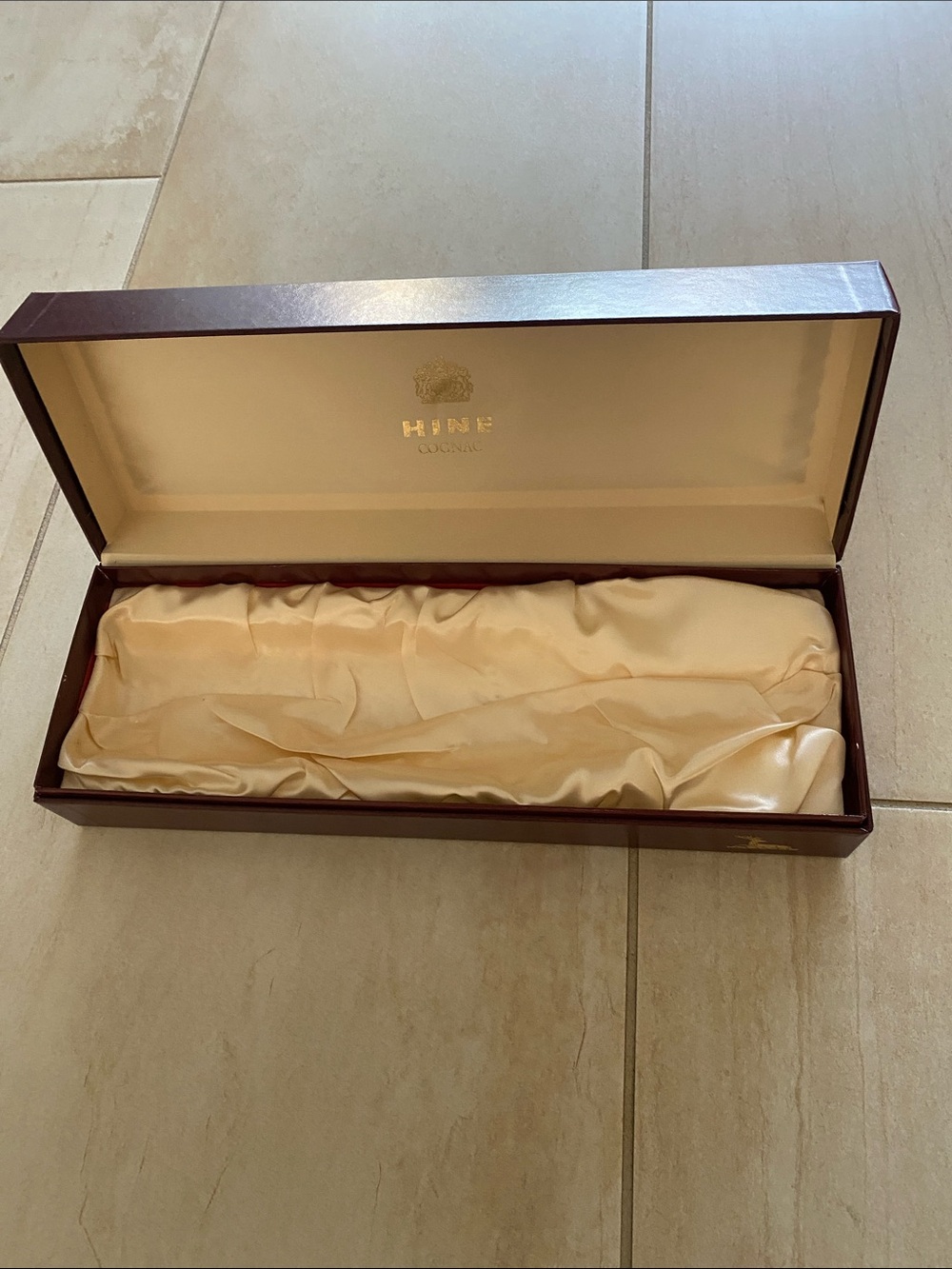Beautiful Faux Leather Wine  Presentation Box in Burgundy with Cream Lining